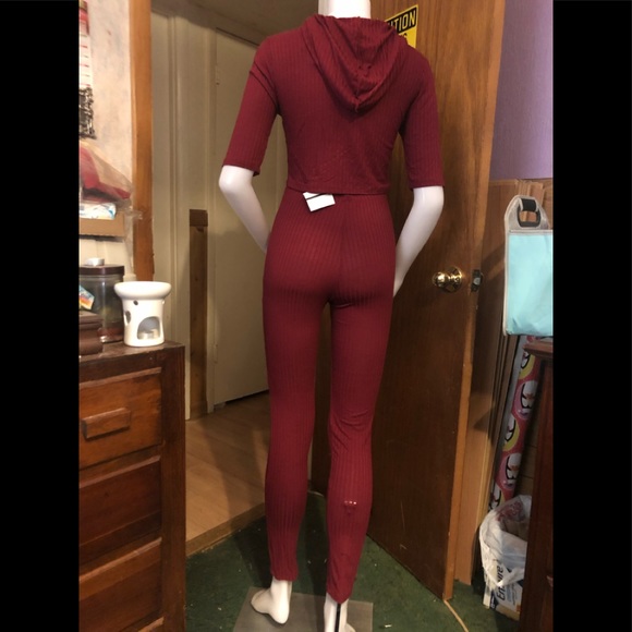 2 piece set - Picture 2 of 2